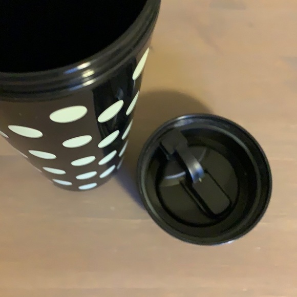 Kate Spade Black & Cream Polka Dot Plastic To-Go Cup - Picture 6 of 8